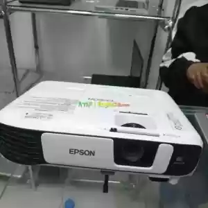 Epson Projector Model name:  EB-S41Hardware interface: VGA, USB, HDMI Lamp Life  Expectan Price in Ethiopia